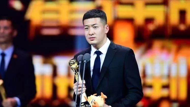 冠军悬念,吴金贵对上港的评价