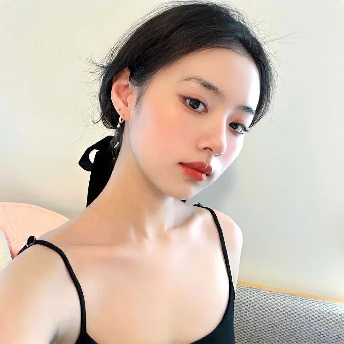 头像微信好看的,刺眼的微信头像完整版