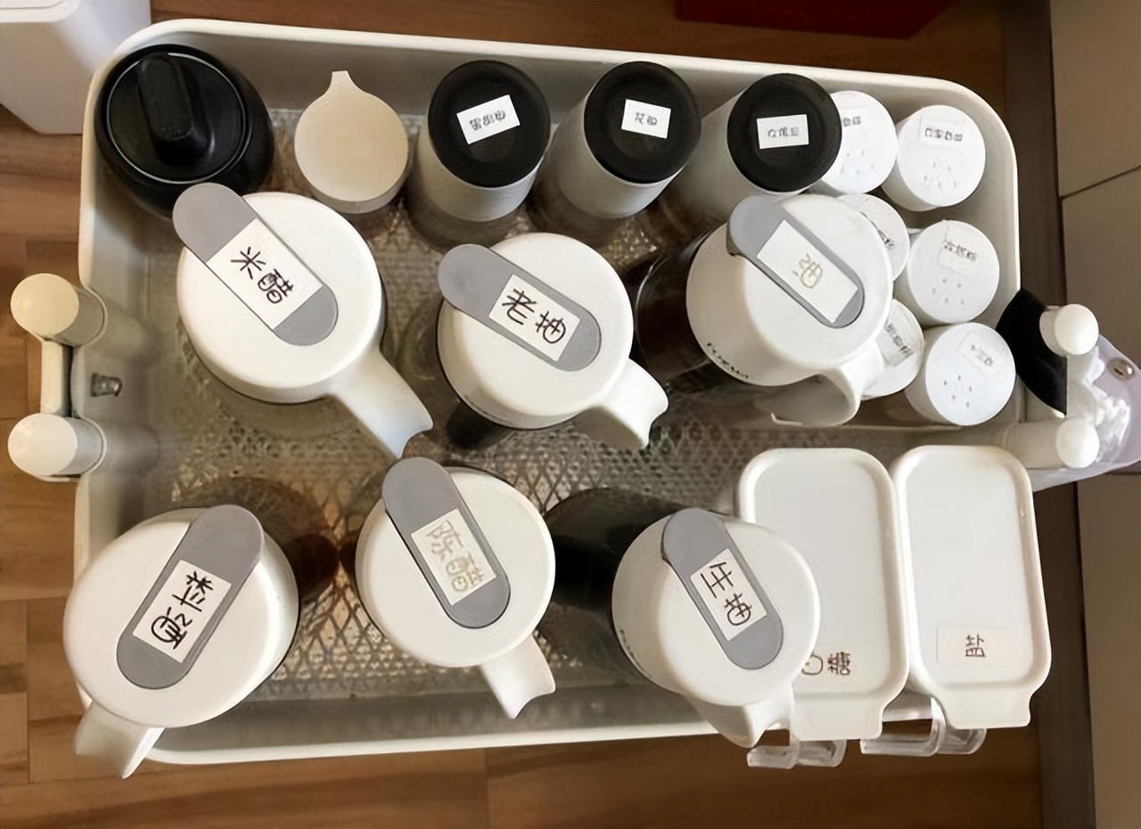 45岁阿姨装修走红,43岁阿姨因屋子太整洁走红