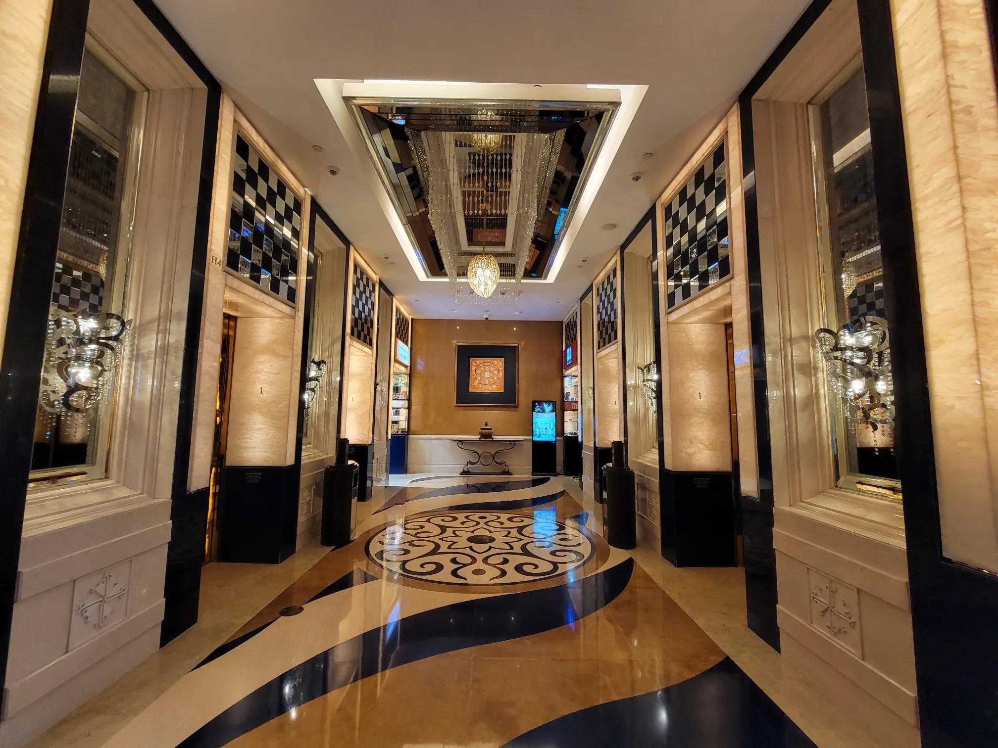 澳门索菲特酒店是五星级吗,澳门索菲特有名牌店吗