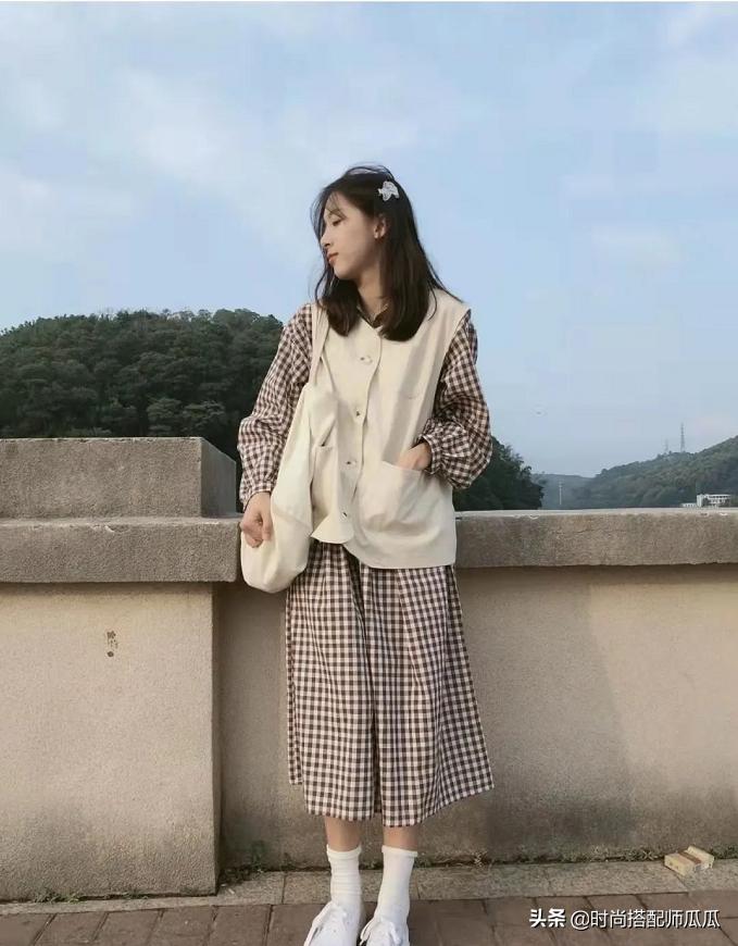 158梨形身材显瘦连衣裙长裙,洋气长裙穿搭技巧