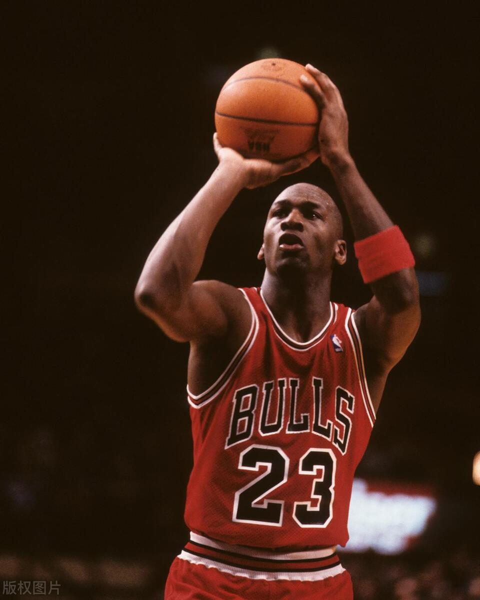 乔丹为什么是最伟大的篮球运动员,乔丹是最厉害的篮球运动员吗