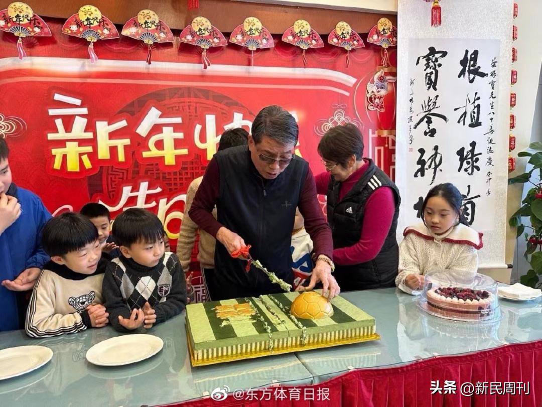 刚过八十大寿的这位“足球教父”，说自己不算成功，还要继续“造星”