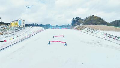离乐山最近的滑雪场,乐山滑雪温泉