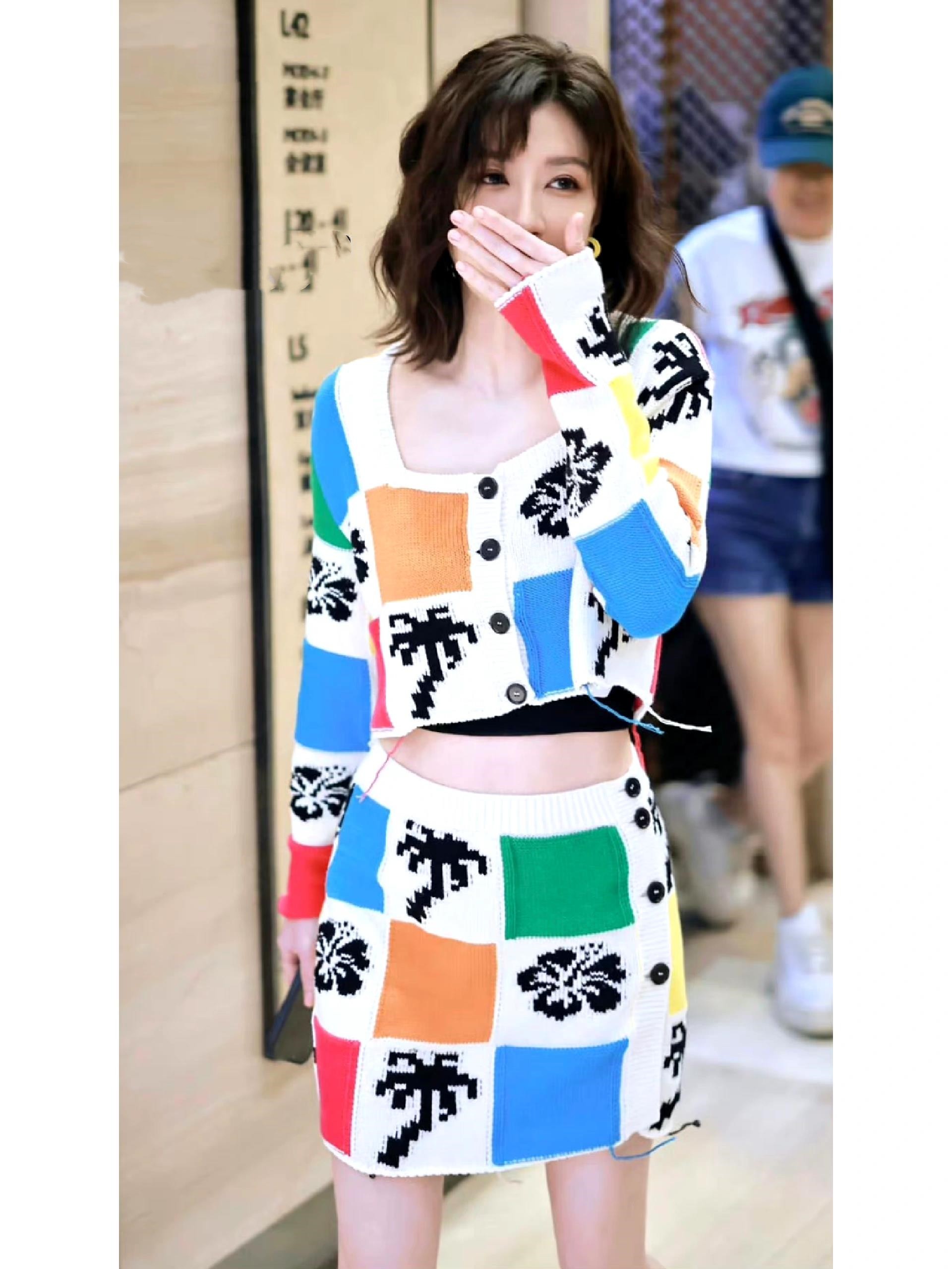 过了40岁建议剪这4款短发超显气质,今年流行的减龄短发造型