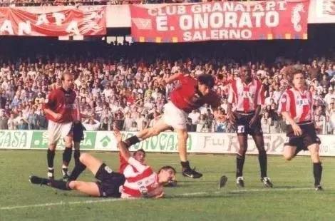 意甲01:30维罗纳vs萨勒尼塔纳,意甲尤文战胜萨勒尼塔纳