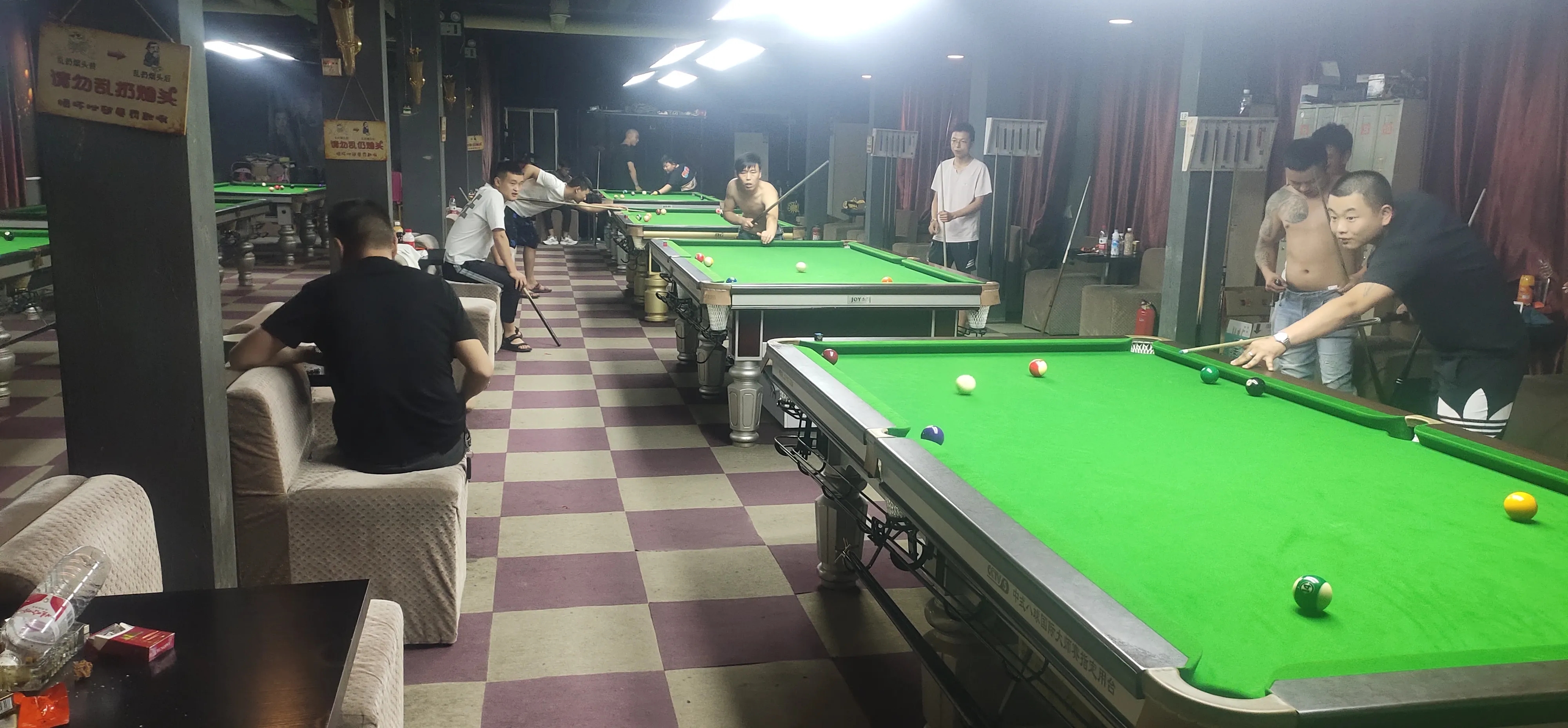 有陪练助教的台球厅,台球助教注意事项和技巧