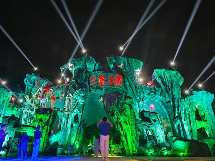 台庆好礼丨《我叫MT》宝娇联名款面膜美丽来袭！