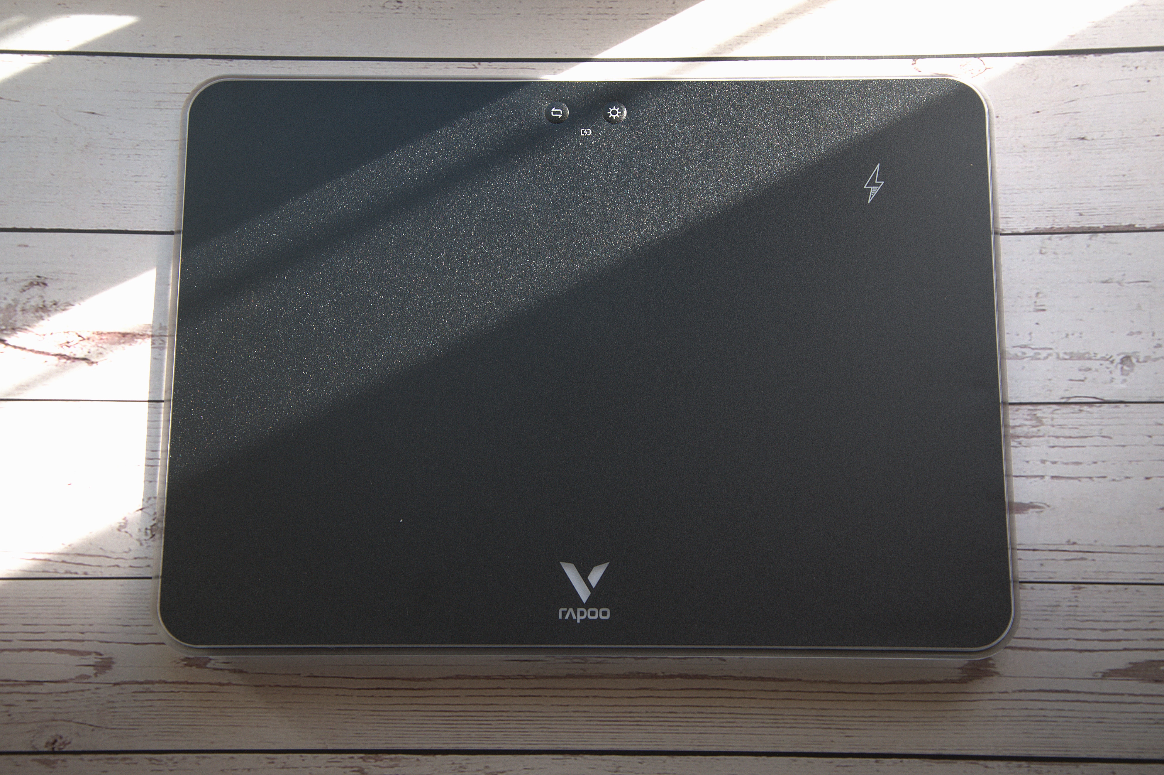 雷柏vt9pro使用体验,雷柏vt9要买无线充电版本吗