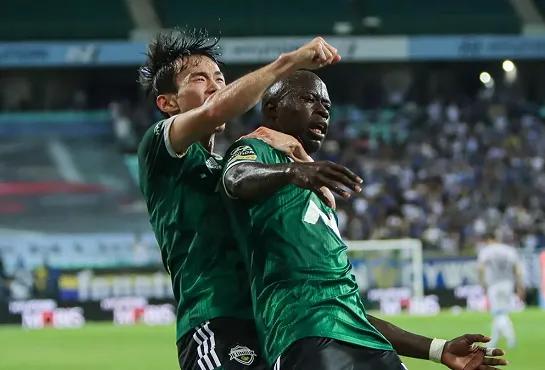 韩职济州联vs全北现代,首尔对蔚山现代今天比赛比分