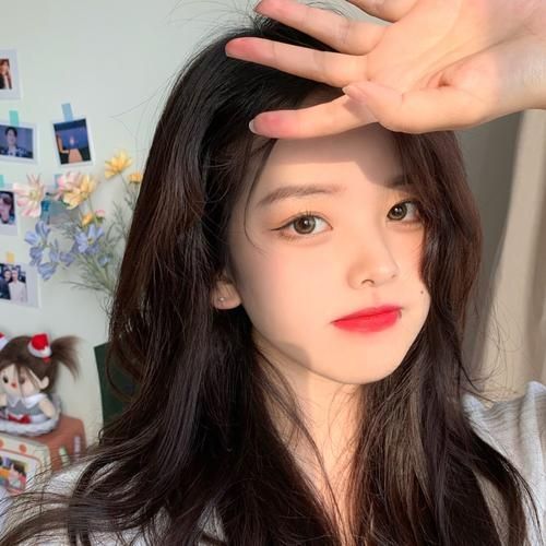 艾妍赫眉形,艾妍赫做的眉毛