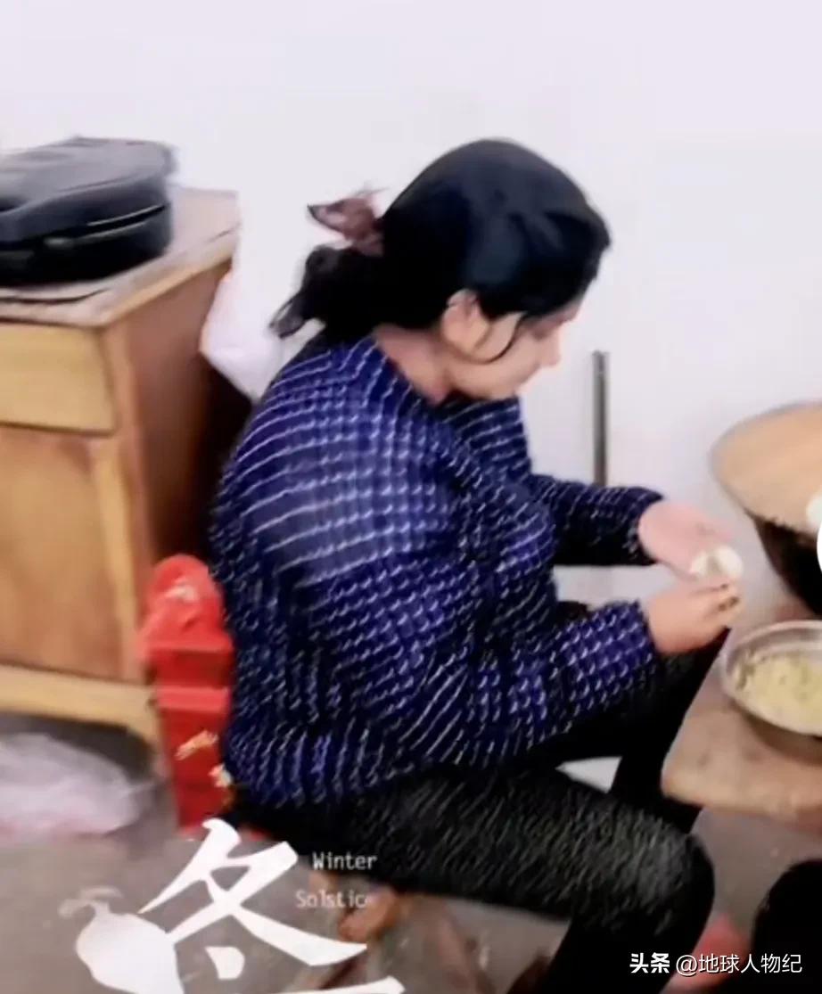 90后斯里兰卡美女远嫁山东，没要彩礼，会包饺子，说山东方言