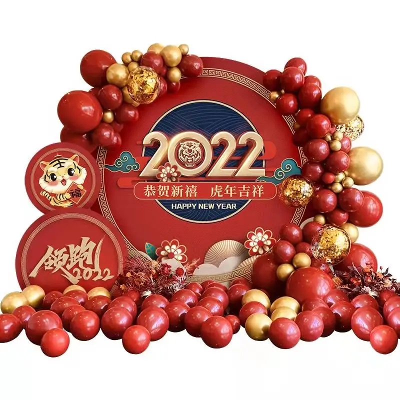 生日蛋糕流行装饰,生日蛋糕装饰多但不幼稚