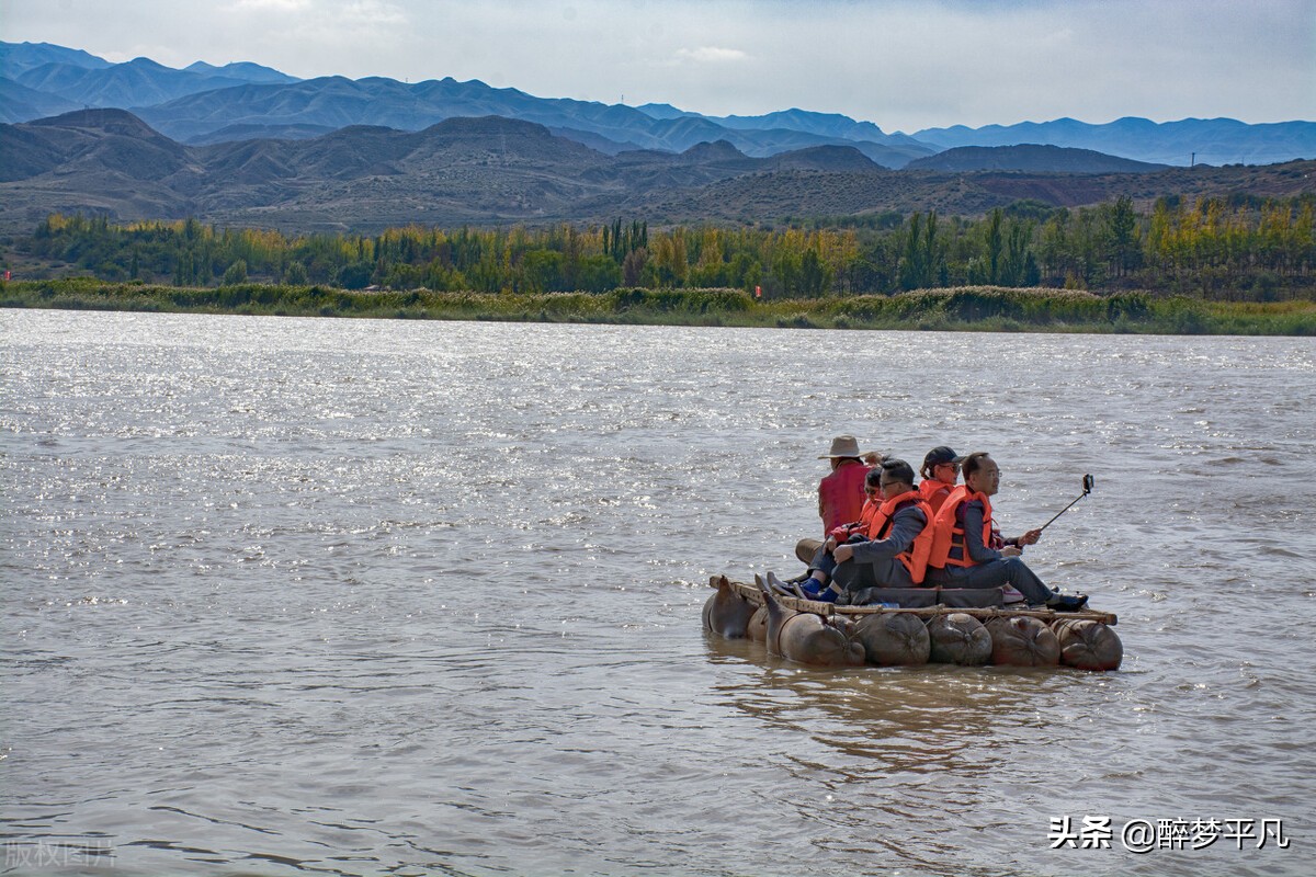 中卫市沙坡头景区,沙坡头旅游景区是5a级吗