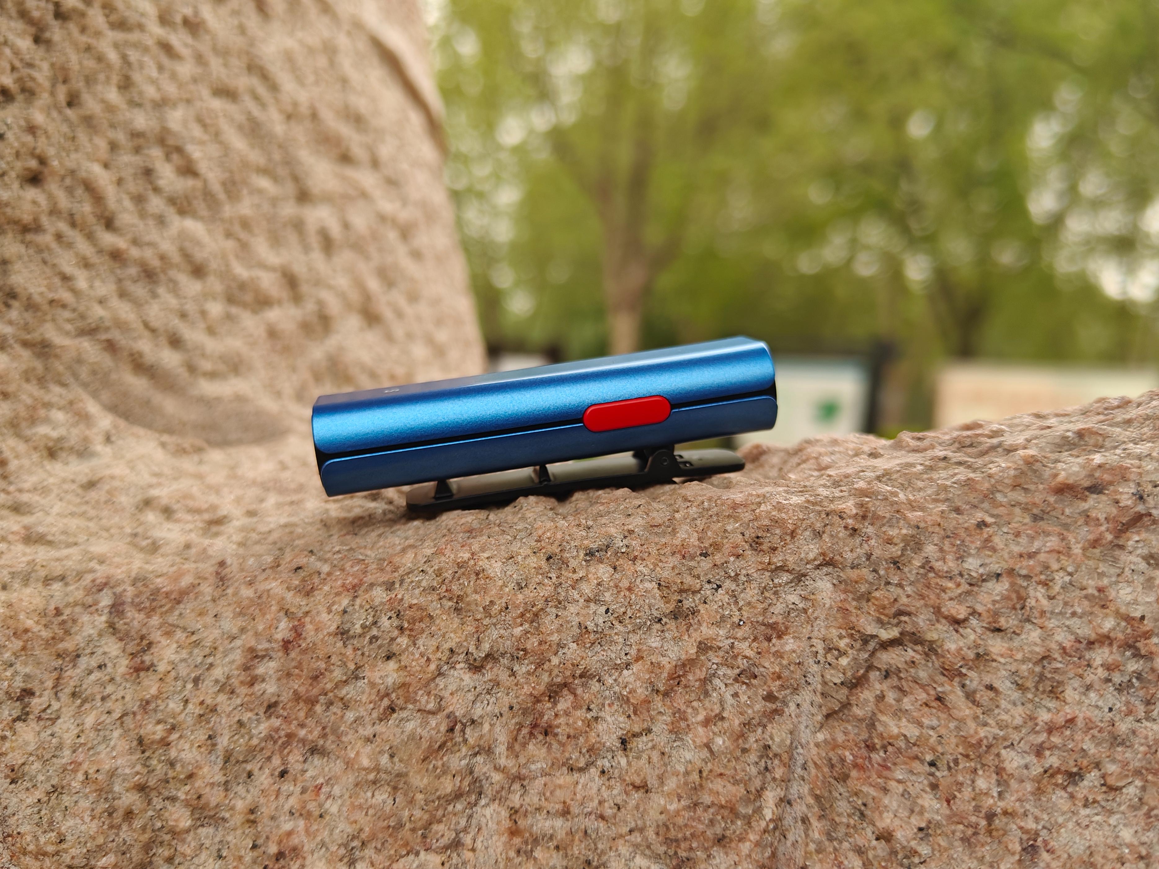 塞宾小搬2号智麦Silver高清拾音性价比更高