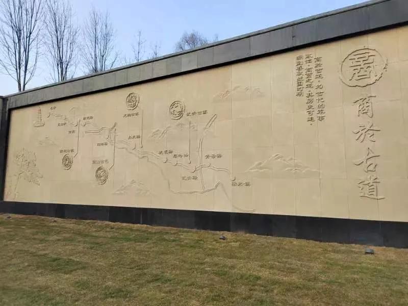 龙山公园攻略,龙山公园一日游