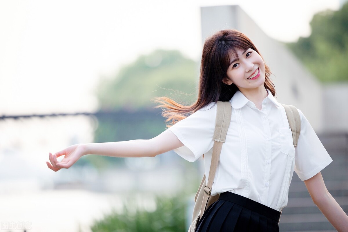 年底请帖太多,请帖诚意邀请