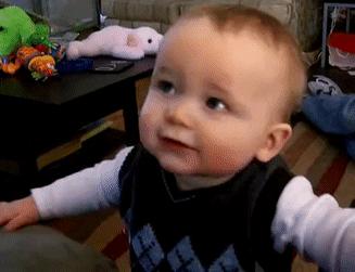 7个月宝宝头摇的拨浪鼓,宝宝把头睡扁了怎么办