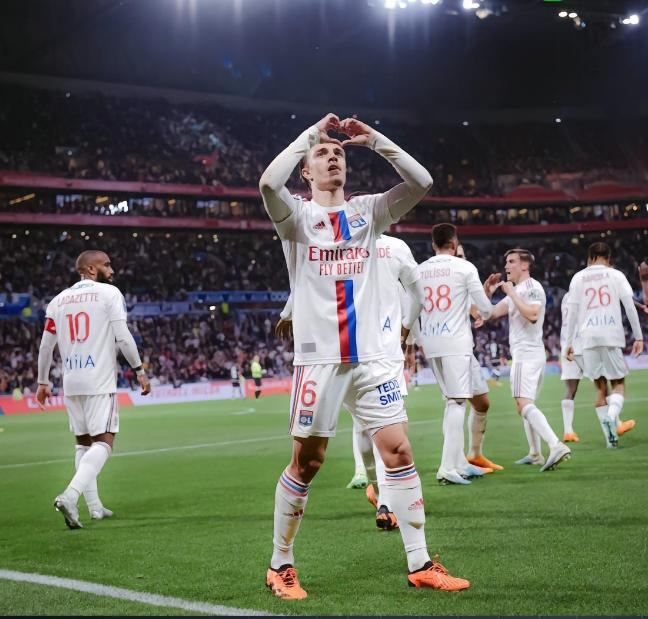 里昂3-1逆转击败摩纳哥足彩头奖35注23.5万元