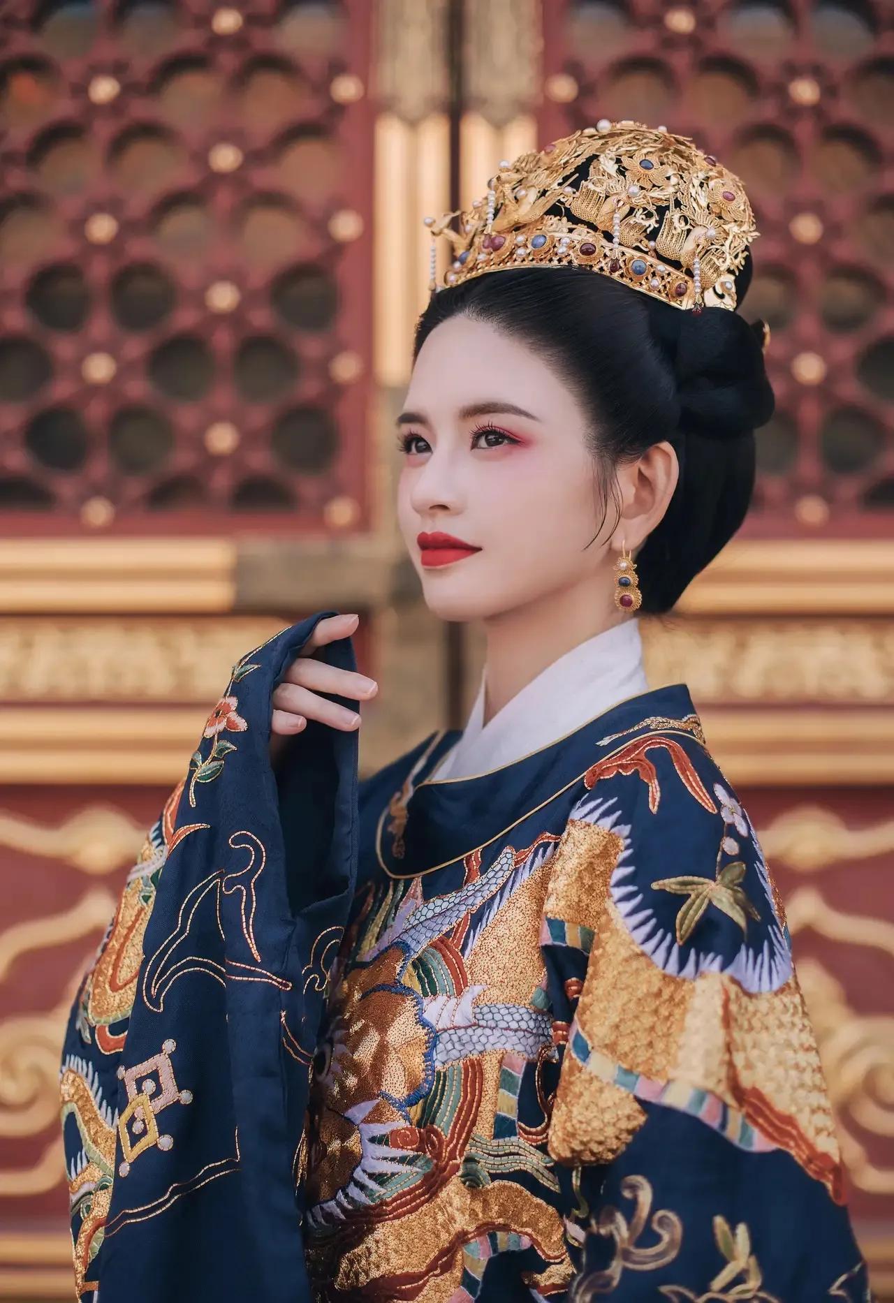 林思意写真照,林思意颜值分析