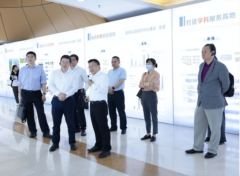 南大二附院赴华中科技大学同济医学院附属同济医院山西医院调研学习国家区域医疗中心建设运营经验