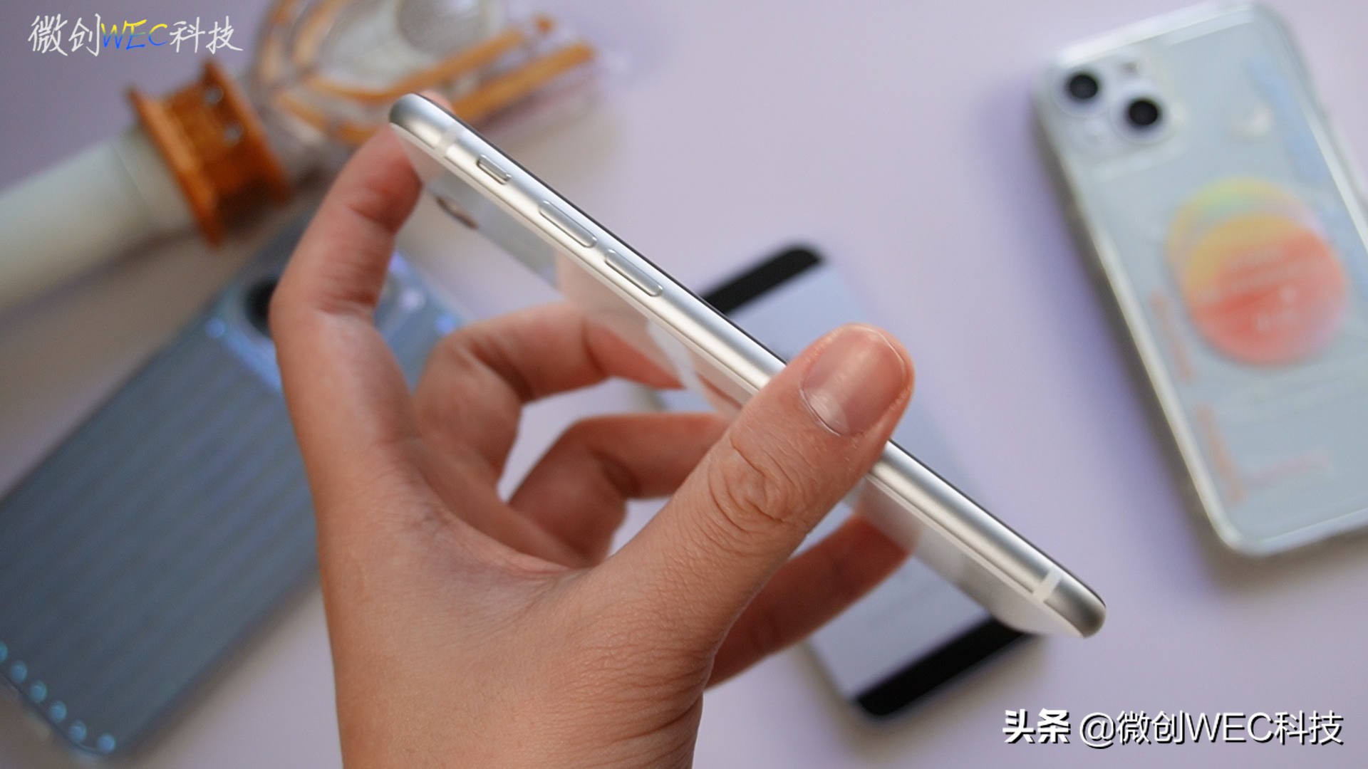 iphonese2现在还值得买吗,iphonese2用了几年很卡