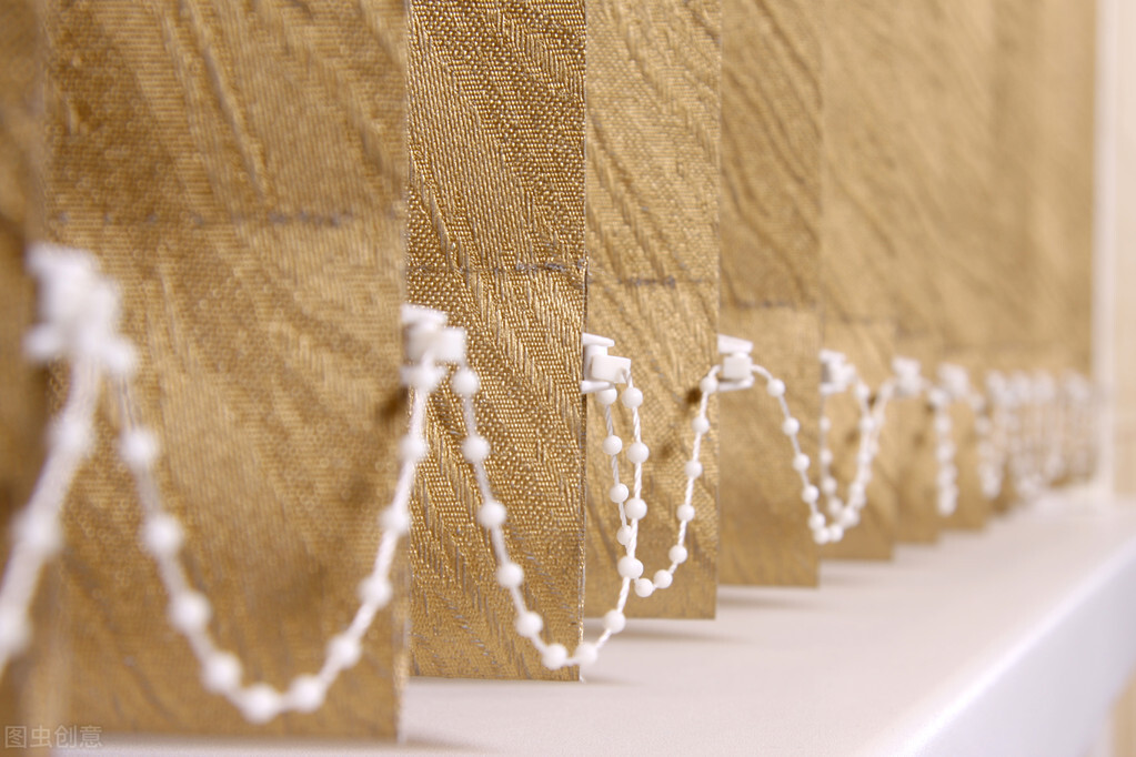 垂直帘都有哪些的搭配和清洁的小技巧