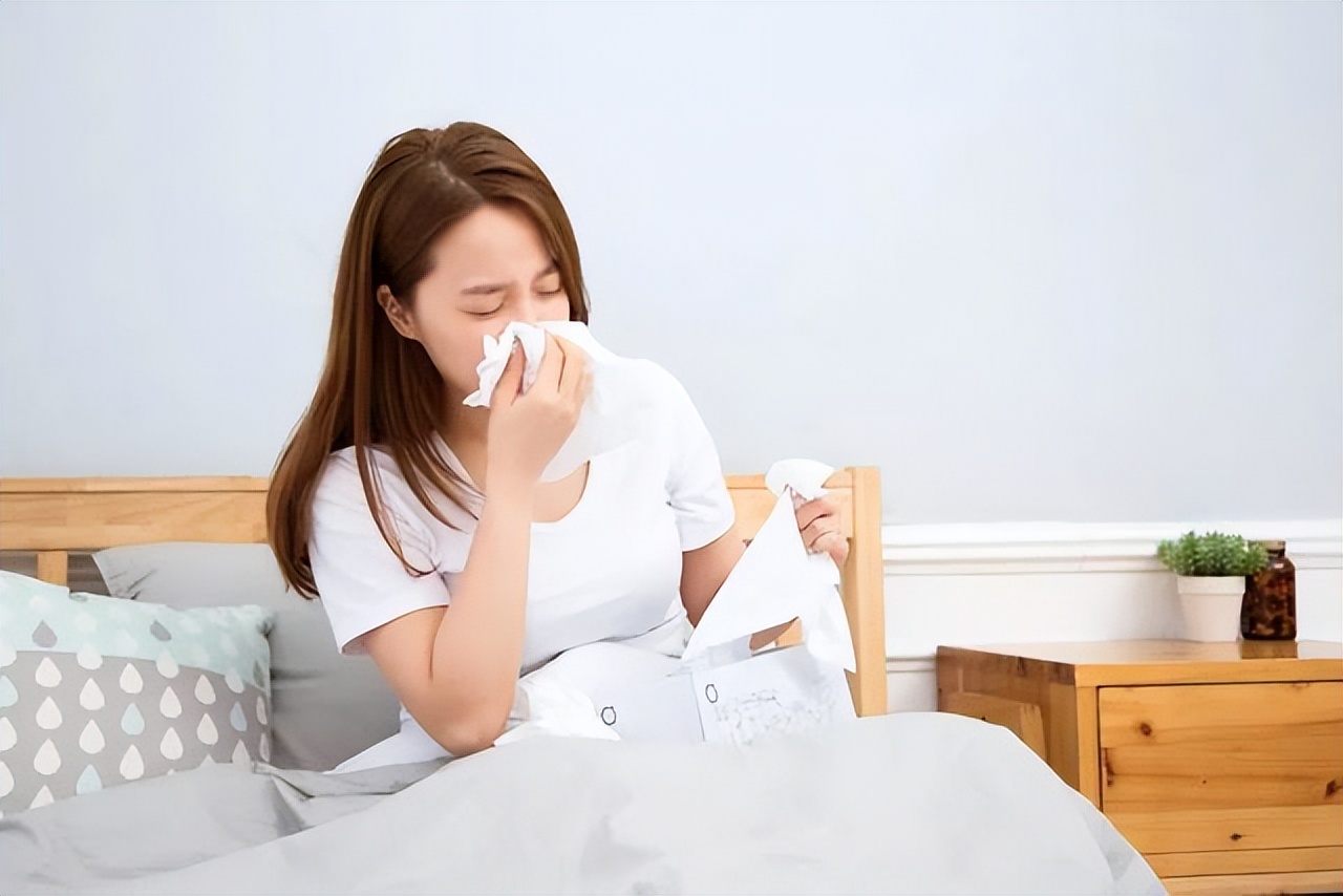 拔火罐吸出来的是湿气还是毒素,拔火罐吸出来的淤血是什么