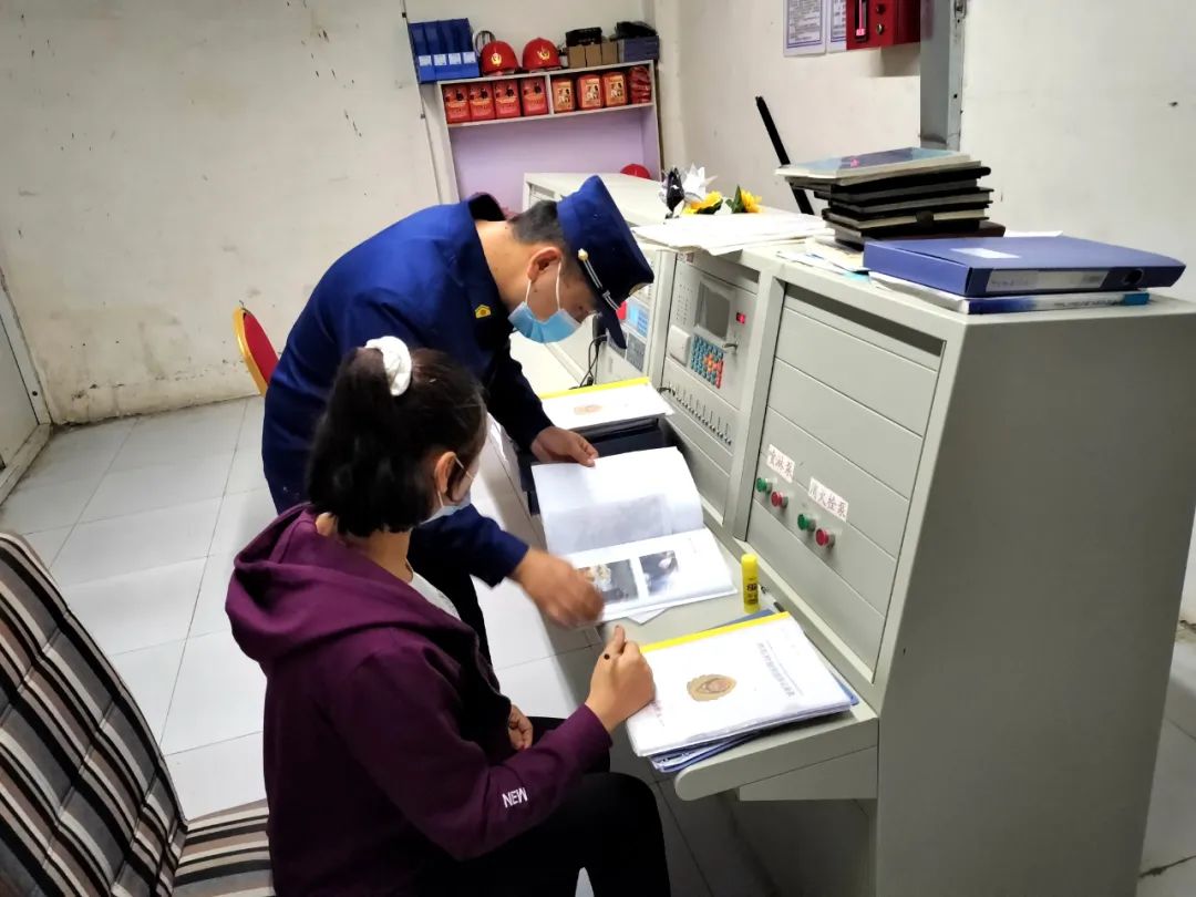 喜报！和田支队如则艾力·图尔孙尼亚孜荣获自治区“民族团结一家亲”先进个人