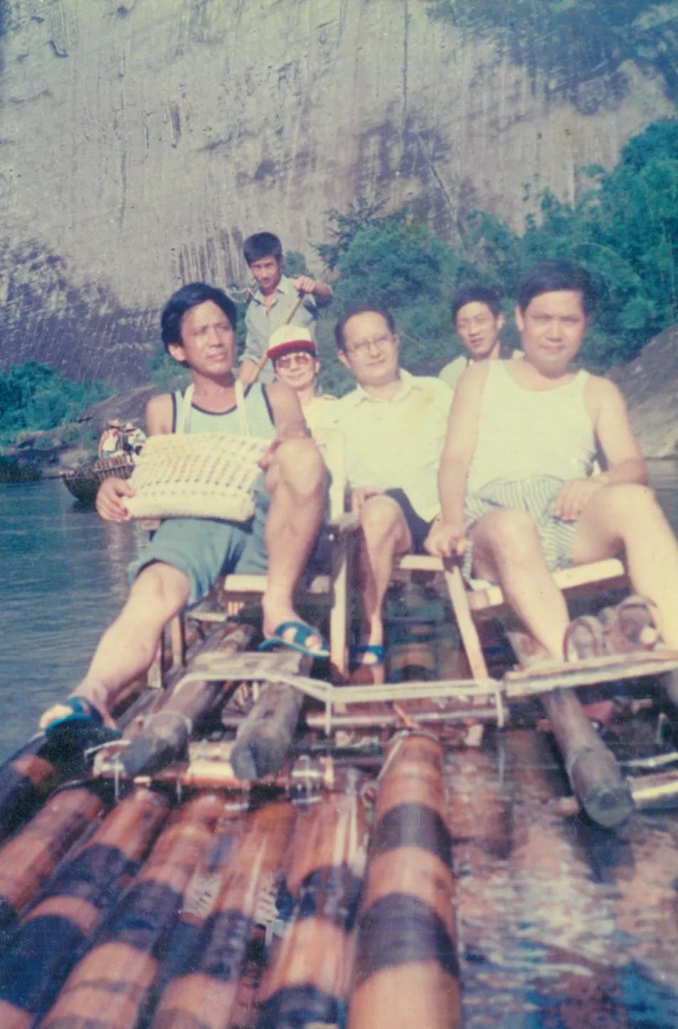 杨清江|钟情于故事，谋篇布局匠心独运，尽显大师功力！