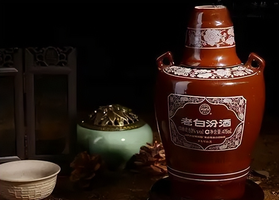 江苏酒圈怪象，不摆洋河不爱茅台，却偏爱这4款外地酒，你喝过吗