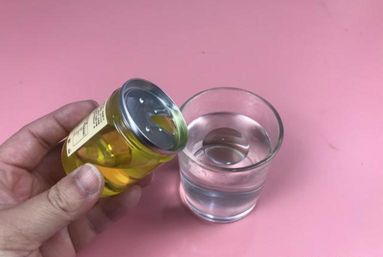 白酒加植物油,纯粮酒里加一滴油会怎样