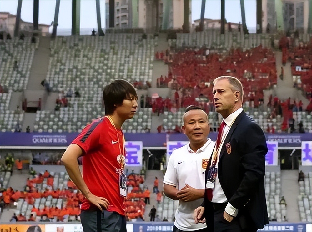 李铁,对得起我们吗?XXX,退钱