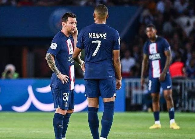 日本传控打法和西班牙传控打法,西班牙为啥这么爱打传控