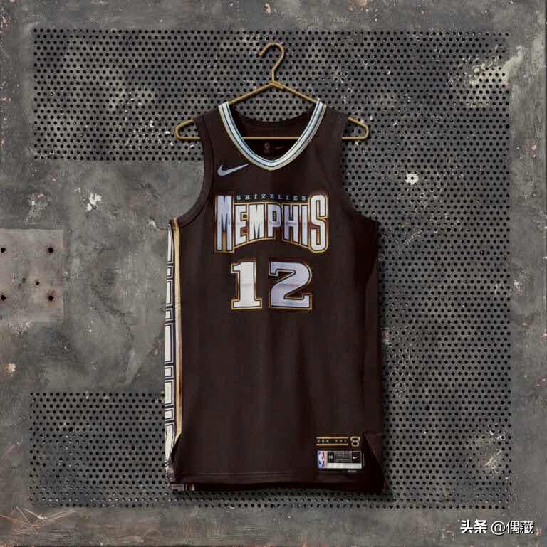 c罗海报最新,thedugout限量签名海报