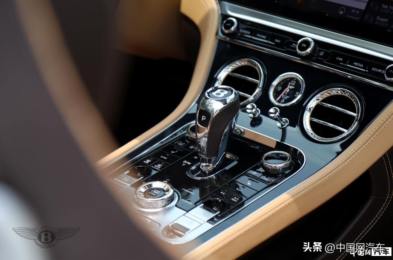 高贵气质动感拉风实拍宾利欧陆gts,沉浸式体验宾利欧陆gt