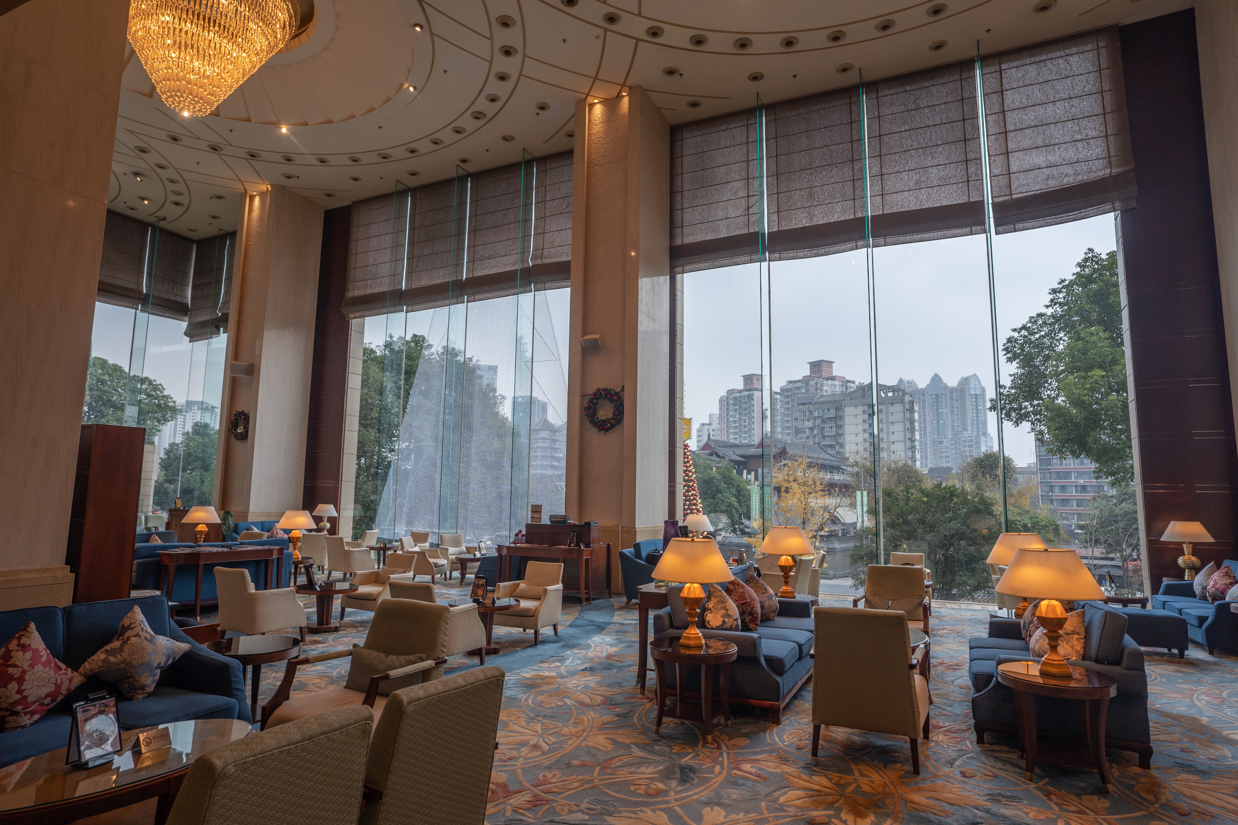 成都市区便宜又好的酒店推荐知乎,去成都游推荐几个中等好酒店