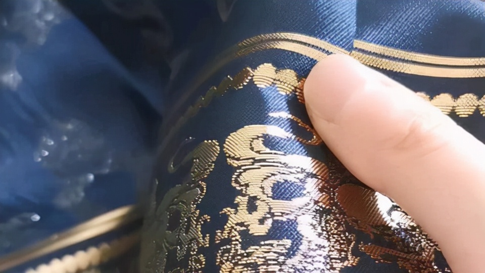 韩国人说中国抄袭韩国的韩服,韩国女星传统服饰