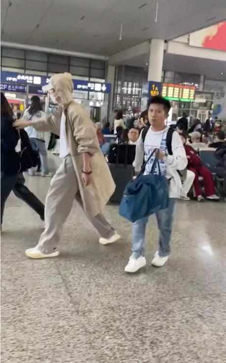 谢娜再谈助理打手机后续,谢娜工作室致歉助理原视频