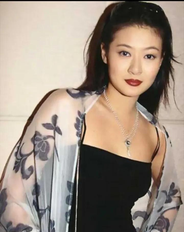 徐锦江合作过的十位女明星,徐锦江与哪些女演员拍过戏