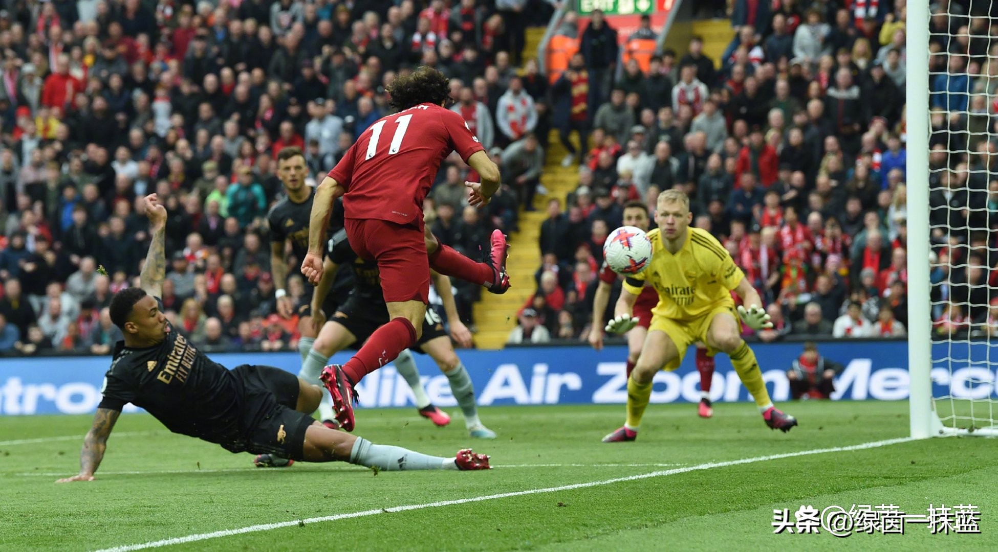 利物浦3-0萨拉赫罕见亮肌肉,天王山之战萨拉赫