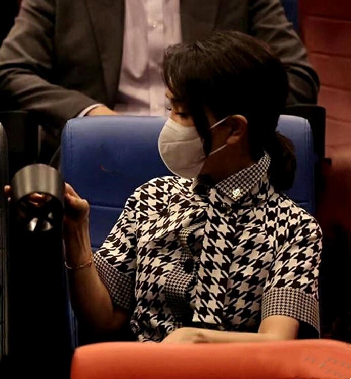 韩国夫人金建熙颜值,韩国第一夫人金建希妆容