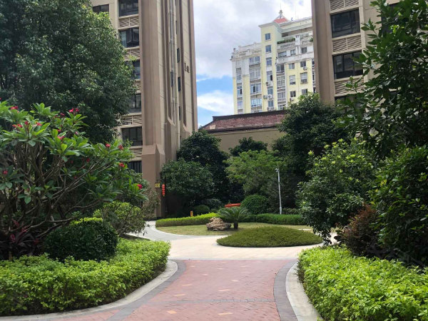 市中心20000一平的房子值得买吗,市中心两居室值得买吗