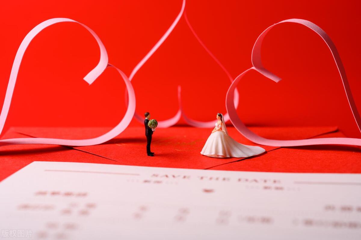 结婚时写礼簿跟给红包有什么区别,结婚礼簿的礼金怎么写