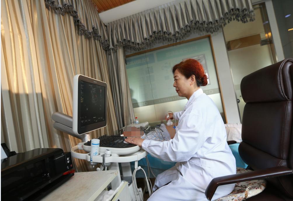 有一种疼叫你不懂结石的疼,肾结石痛得大喊