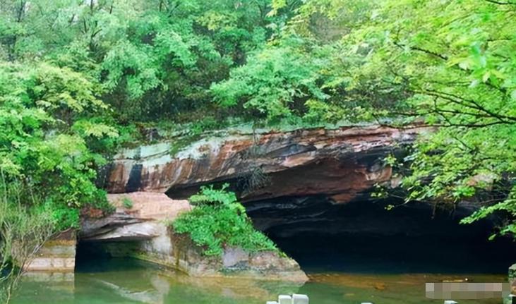 浙江古村水底惊现龙宫,中国神秘水潭龙宫图片