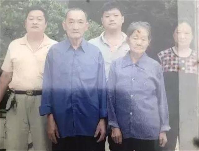 四川的小伙流落巴西,四川小伙背井离乡视频