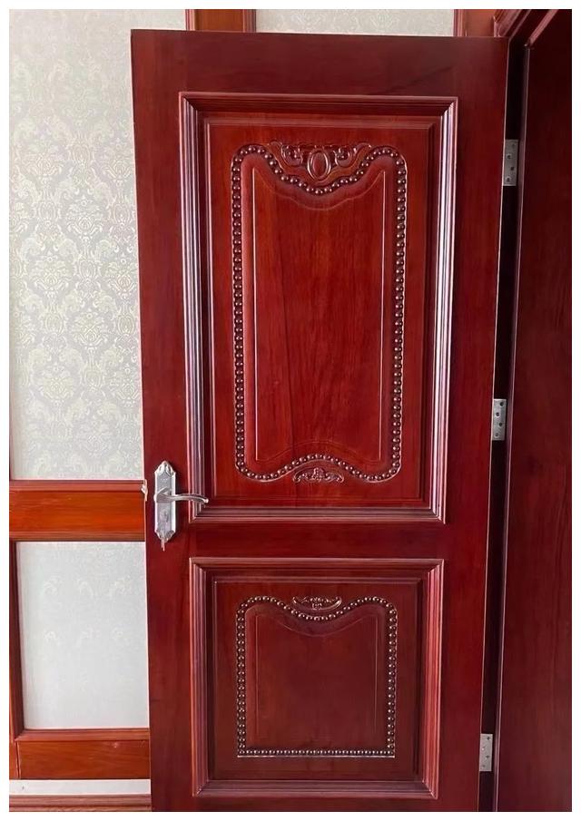 装修选几个门,装修选门的款式