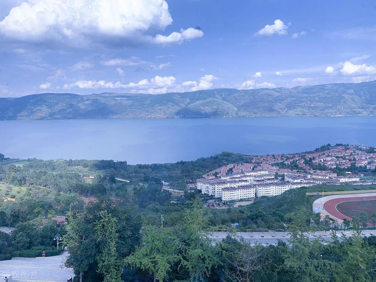 昆明旅游攻略景点及美食,2022春节昆明周边游玩景点推荐