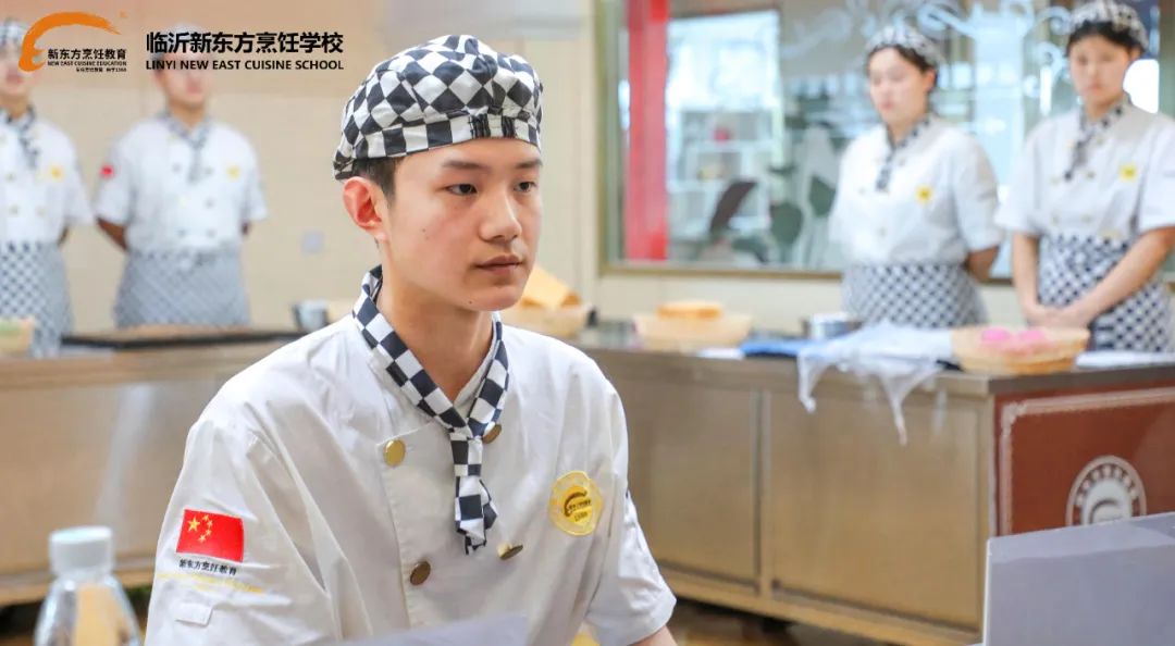 华润万家走进临沂新东方烹饪学校选拔人才，校企合作优质就业